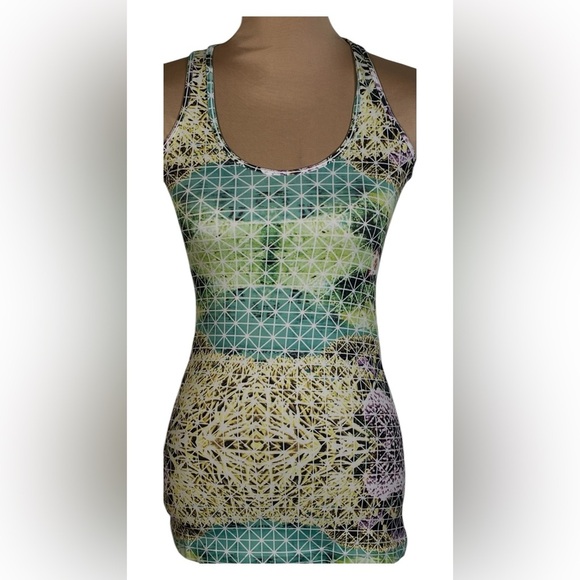 LULULEMON COOL RACERBACK TANK-PARADISE GRID VERY GREEN MULTI SIZE 4 - Picture 8 of 10